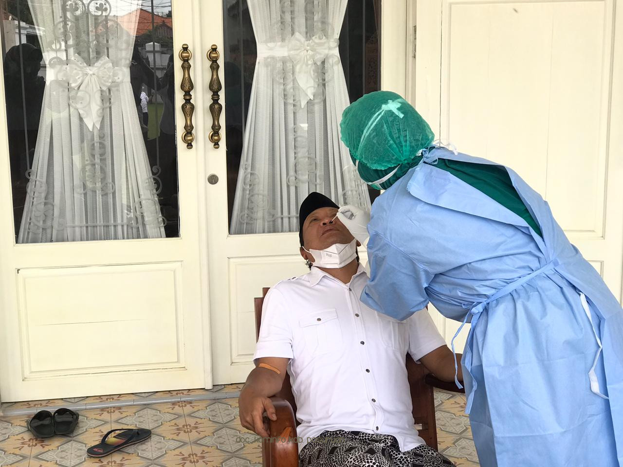 Siap Disuntik, Bupati Irsyad Yusuf Ajak Masyarakat Dukung Vaksinasi Karena Aman dan Halal