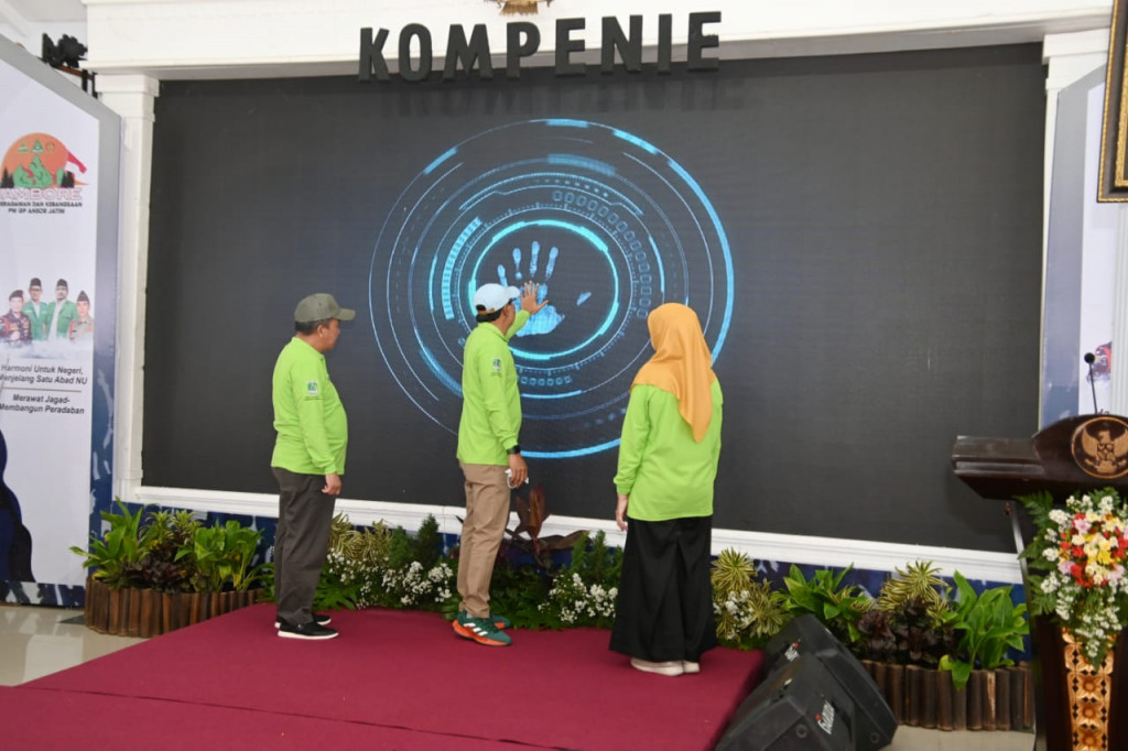 Bupati Irsyad Yusuf Launching UHC Tahun 2023