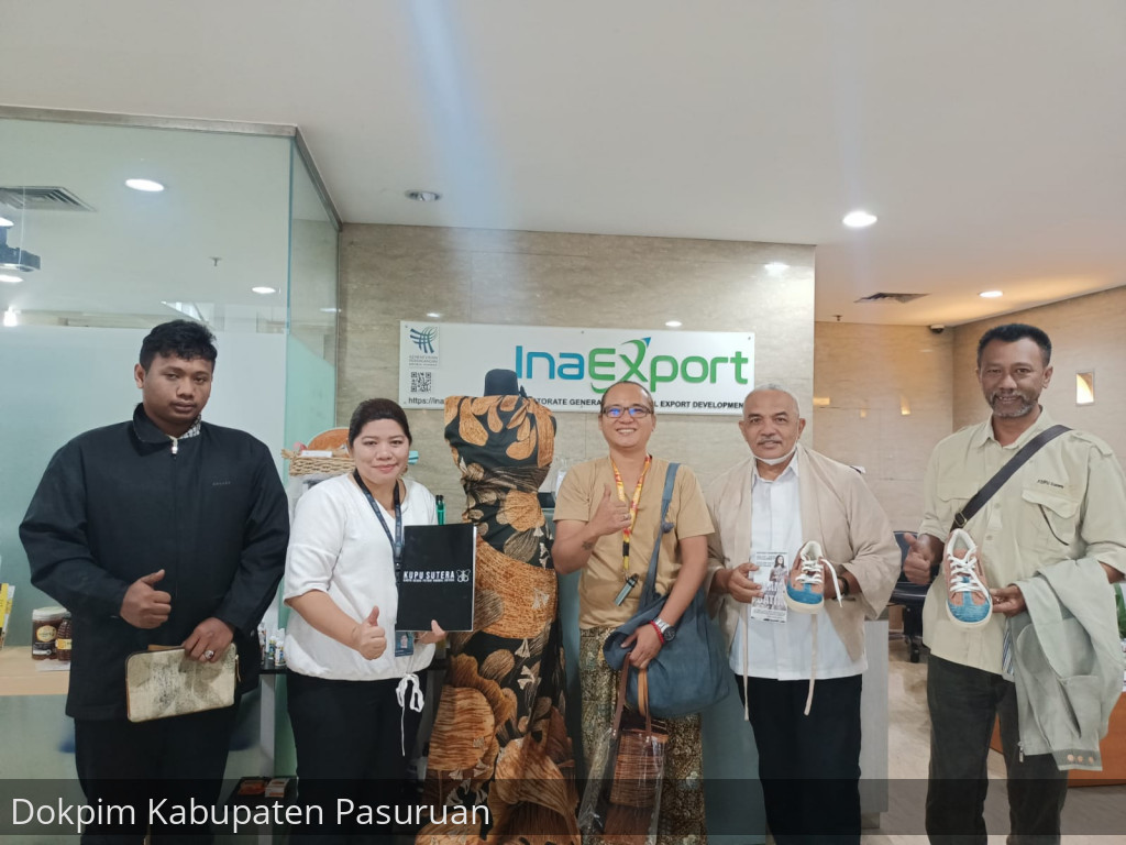 Diferensiasi Produk Unik dan Menarik, Sepatu Kupu Sutera dan Batik Alam Pakrida Jadi Anggota InaExport Kemendag