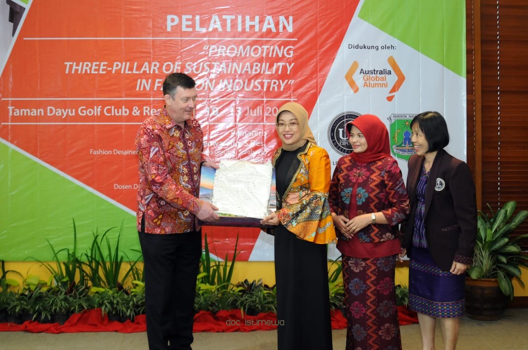 Batik dan Tenun Kabupaten Pasuruan Mulai Dilirik Pasar Australia