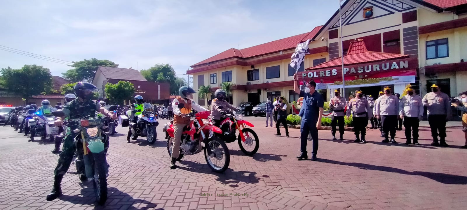 Motoran, Bupati Irsyad Yusuf, Kapolres dan Dandim 0819 Pasuruan Cek Prokes Hingga Vaksinasi di Masyarakat