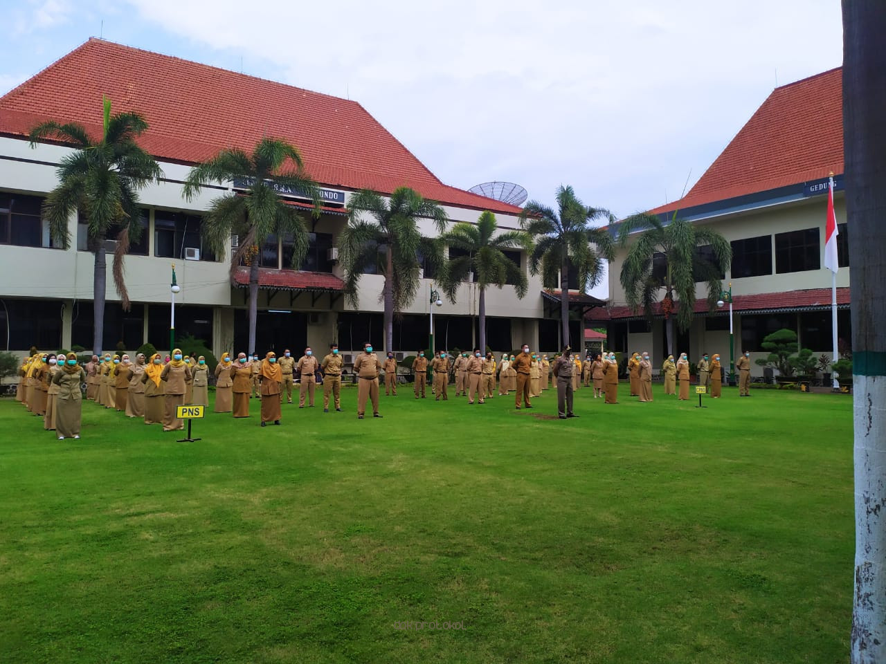 782 Pegawai Pemkab Pasuruan Terima SK Pengangkatan CPNS dan PNS